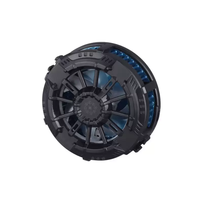 فن خنک‌کننده X106 نصب‌شده روی گوشی در حال بازی