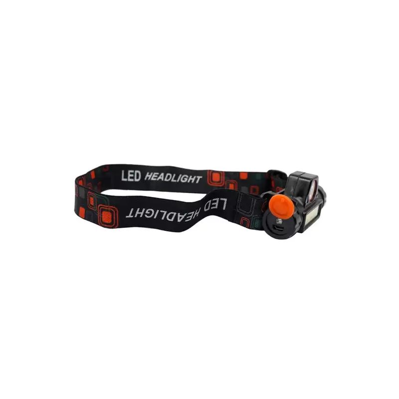 چراغ پیشانی High Power روشن در مسیر کوهستانی